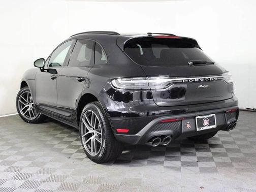 Jet Black Metallic 2026 Porsche Macan