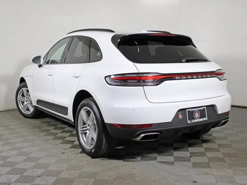 2021 Porsche Macan 
