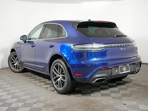 2024 Porsche Macan 