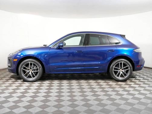 Gentian Blue Metallic 2024 Porsche Macan