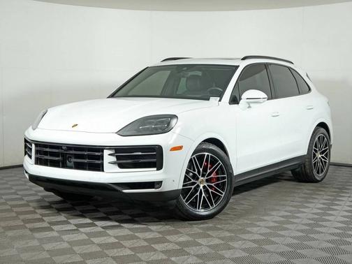 2024 Porsche Cayenne 
