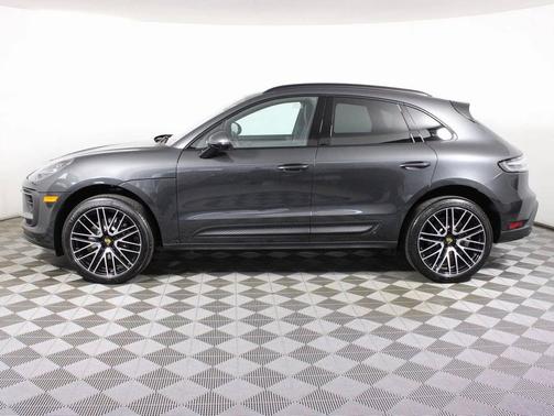 Volcano Grey Metallic 2026 Porsche Macan