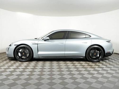 2023 Porsche Taycan 