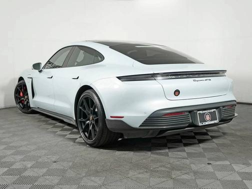 Ice Grey Metallic 2023 Porsche Taycan