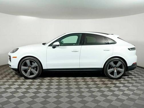 2024 Porsche Cayenne 