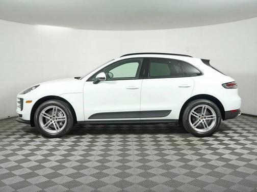 White 2021 Porsche Macan