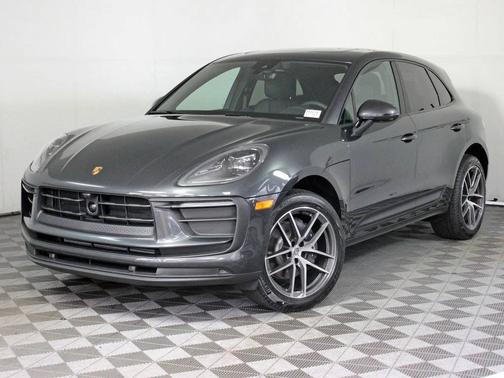 2025 Porsche Macan 