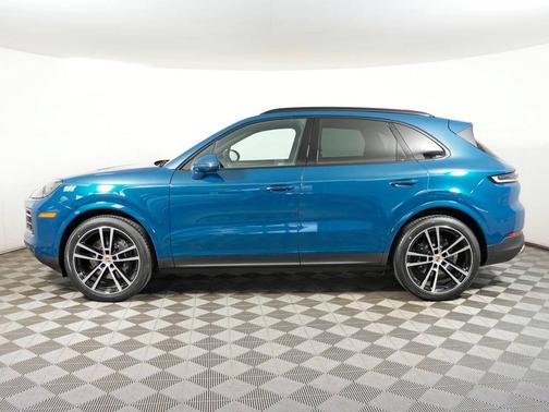 Montego Blue Metallic 2026 Porsche Cayenne