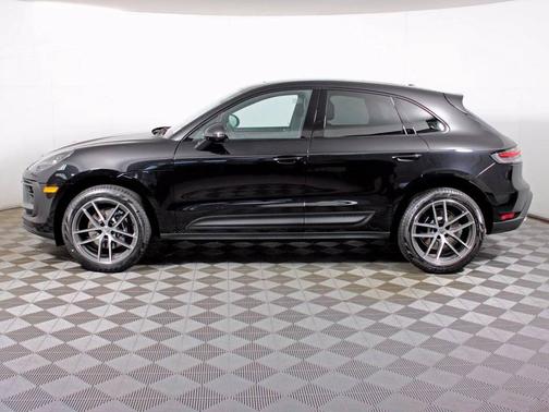 Jet Black Metallic 2026 Porsche Macan