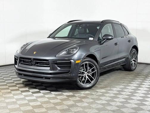 Volcano Grey Metallic 2026 Porsche Macan