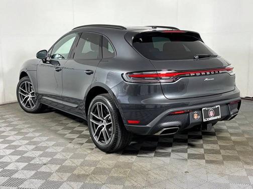 Volcano Grey Metallic 2026 Porsche Macan