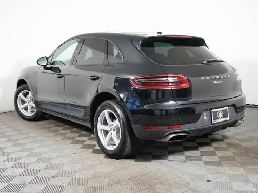2018 Porsche Macan 