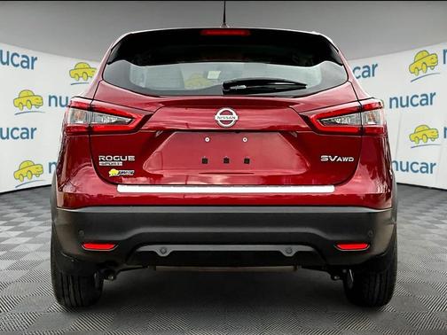 2022 Nissan Rogue Sport SV