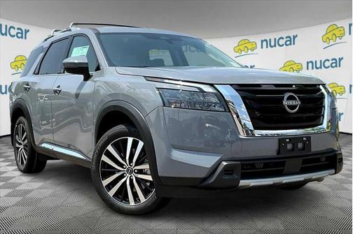 2025 Nissan Pathfinder Platinum 4WD