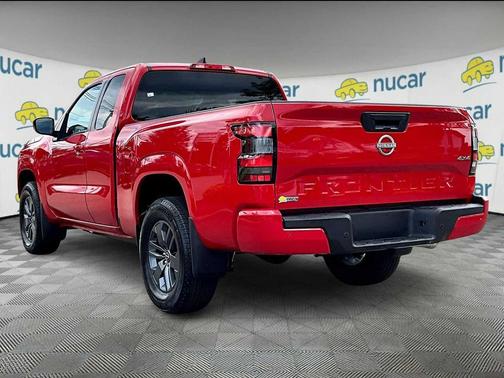 2025 Nissan Frontier SV