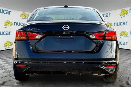 2025 Nissan Altima S FWD