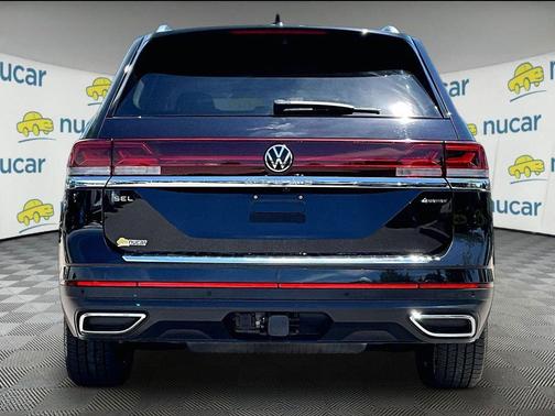 Opal White Pearl 2024 Volkswagen Atlas 2.0T SEL