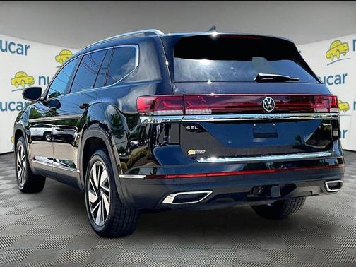 Opal White Pearl 2024 Volkswagen Atlas 2.0T SEL