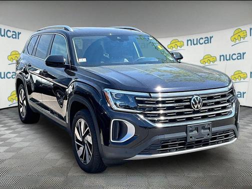 Opal White Pearl 2024 Volkswagen Atlas 2.0T SEL