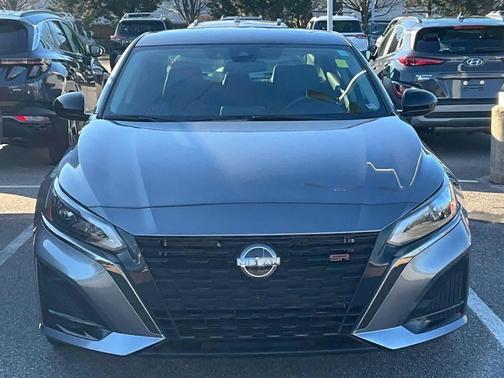 2024 Nissan Altima SR FWD