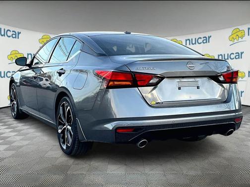 2024 Nissan Altima SR FWD