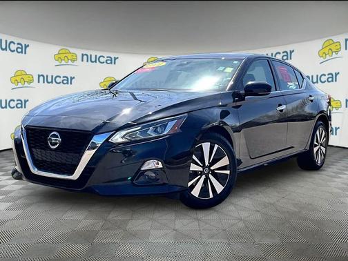 Super Black 2021 Nissan Altima 2.5 SL