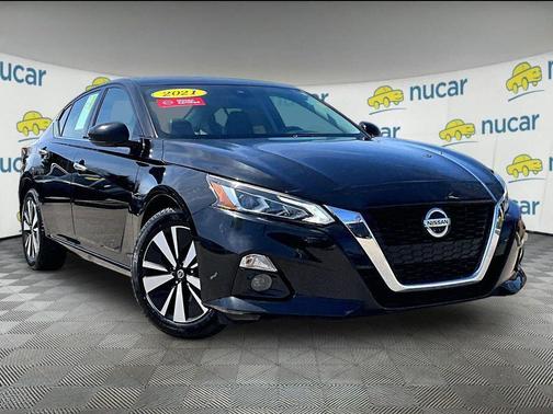 Super Black 2021 Nissan Altima 2.5 SL