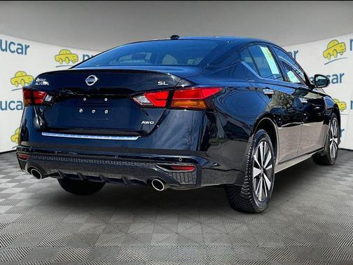 Super Black 2021 Nissan Altima 2.5 SL