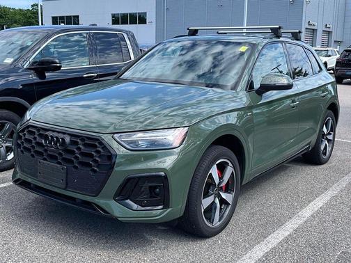 District Green Metallic 2024 Audi Q5 45 S line Premium Plus