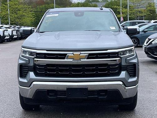 Sterling Gray Metallic 2024 Chevrolet Silverado 1500 LT
