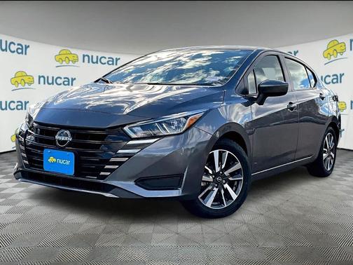 2023 Nissan Versa 1.6 SV