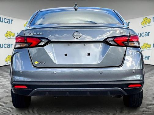2023 Nissan Versa 1.6 SV