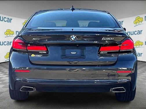 2023 BMW 530 i xDrive