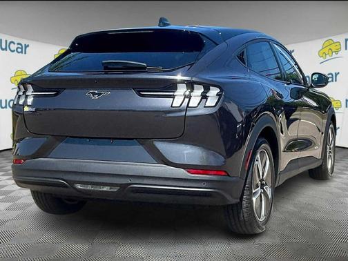 2022 Ford Mustang Mach-E Select
