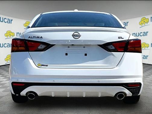 Pearl White Tricoat 2024 Nissan Altima 2.5 SL