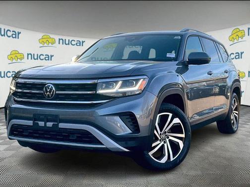 Platinum Gray Metallic 2023 Volkswagen Atlas 3.6L SEL