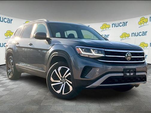 Platinum Gray Metallic 2023 Volkswagen Atlas 3.6L SEL