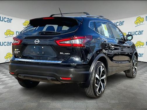 2022 Nissan Rogue Sport SL