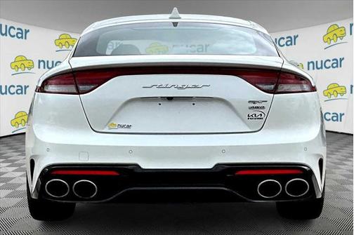 2022 Kia Stinger GT1