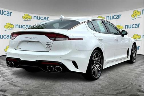2022 Kia Stinger GT1