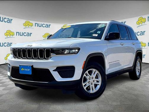 2022 Jeep Grand Cherokee Laredo