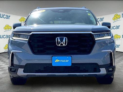 Gray 2023 Honda Pilot Touring 8-Passenger