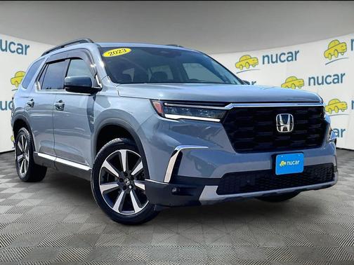 Gray 2023 Honda Pilot Touring 8-Passenger