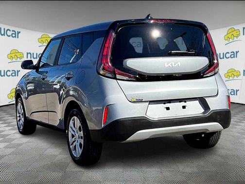 2023 Kia Soul LX
