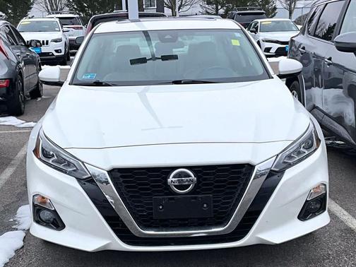 2022 Nissan Altima 2.5 SL