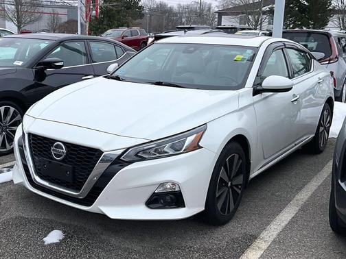 2022 Nissan Altima 2.5 SL