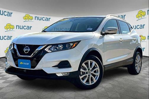2022 Nissan Rogue Sport SV