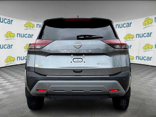 2022 Nissan Rogue SV