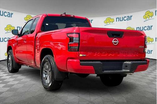 2025 Nissan Frontier SV