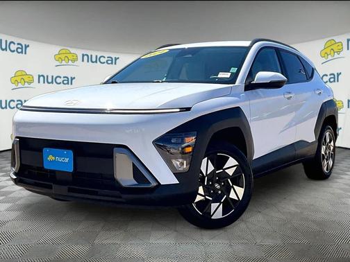 Atlas White 2024 Hyundai KONA SEL